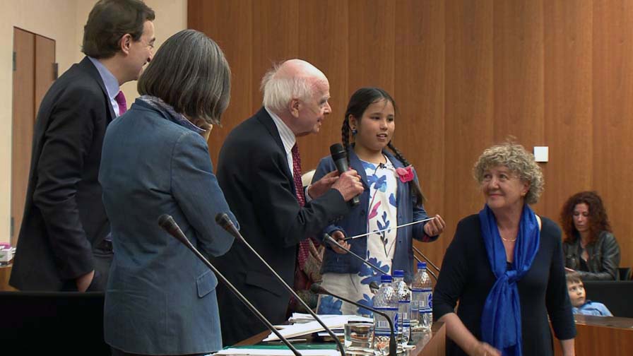 Ervin Laszlo (center), Uma, Anna Bacchia, Mayor Marco Borradori, Councilor of Culture Giovanna Masoni Brenni